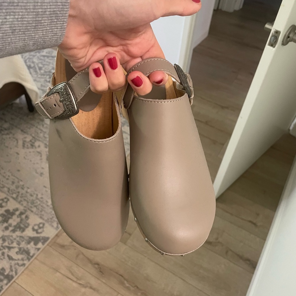 Maje Clogs - Picture 7 of 7